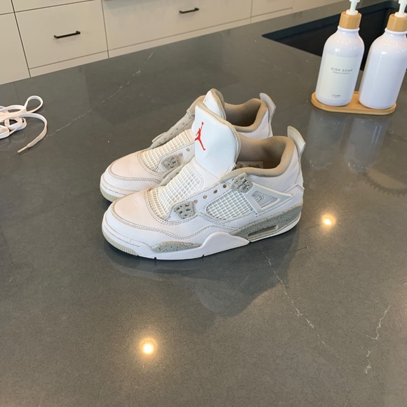 Jordan 4’s